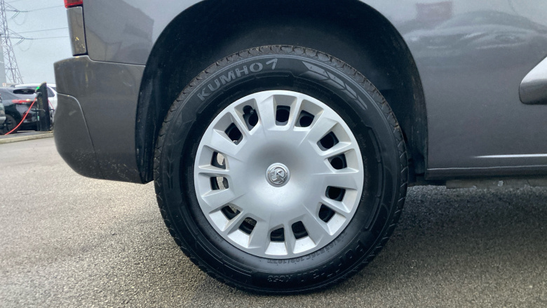 Vauxhall Combo Cargo E-L1 2300 100kW Pro 50kWh H1 Van Auto